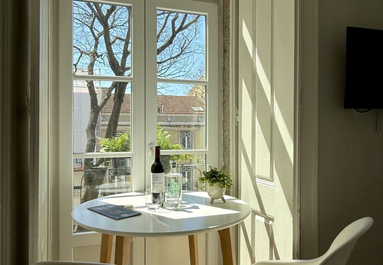Estúdio em Lisboa - Janelas Verdes - Estúdio Superior