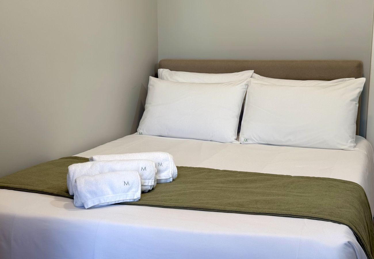 Apartamento em Lisboa - Janelas Verdes - T1 Standard