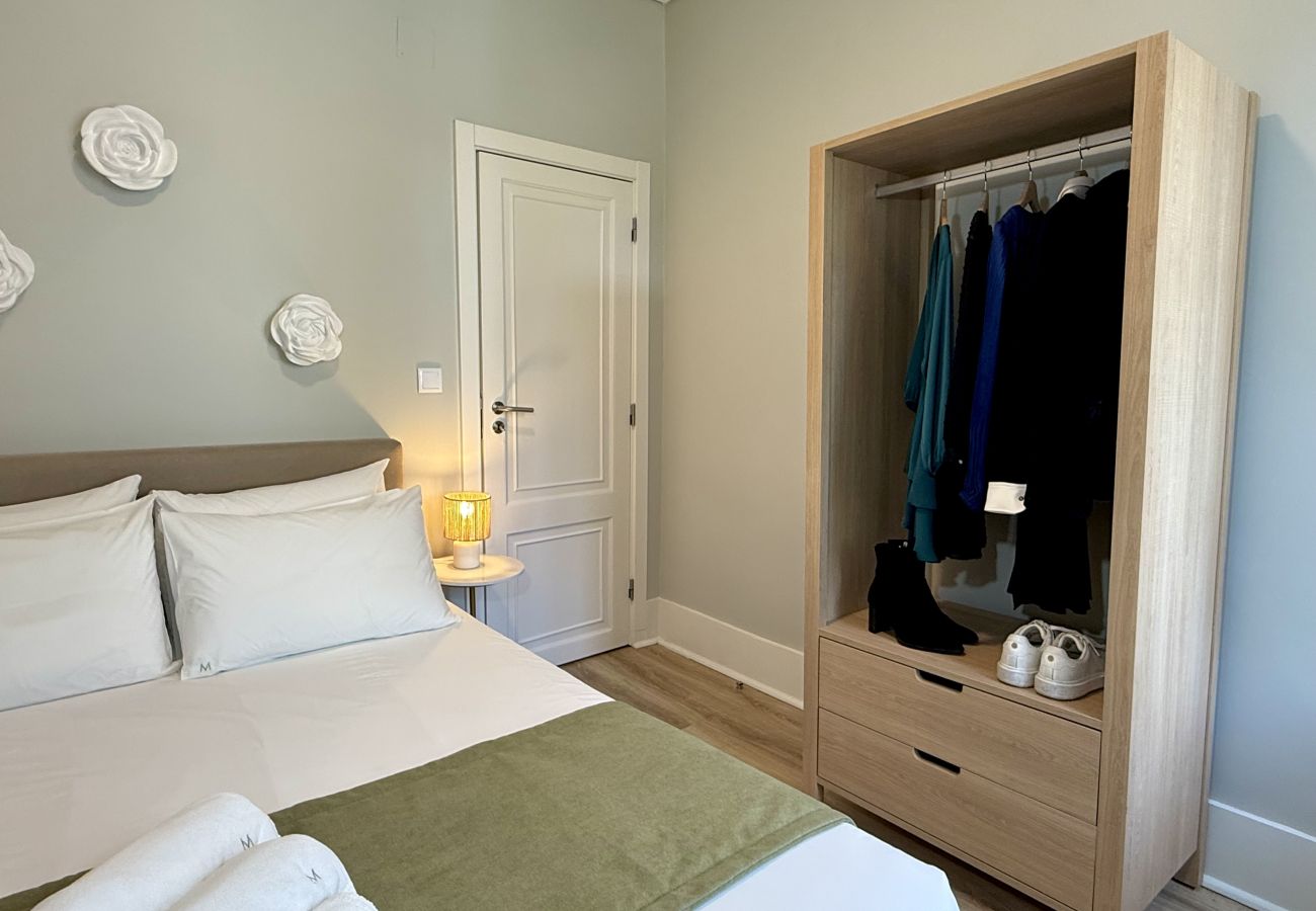 Apartamento em Lisboa - Janelas Verdes - T1 Standard