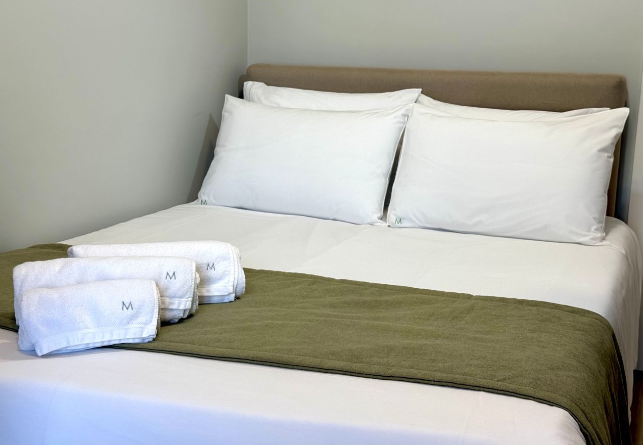 Apartamento em Lisboa - Janelas Verdes - T1 Standard
