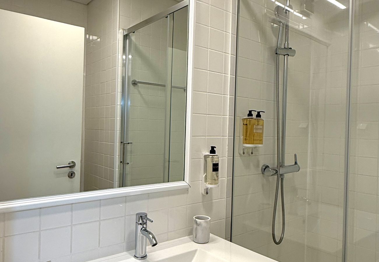 Apartamento em Lisboa - Janelas Verdes - T1 Standard