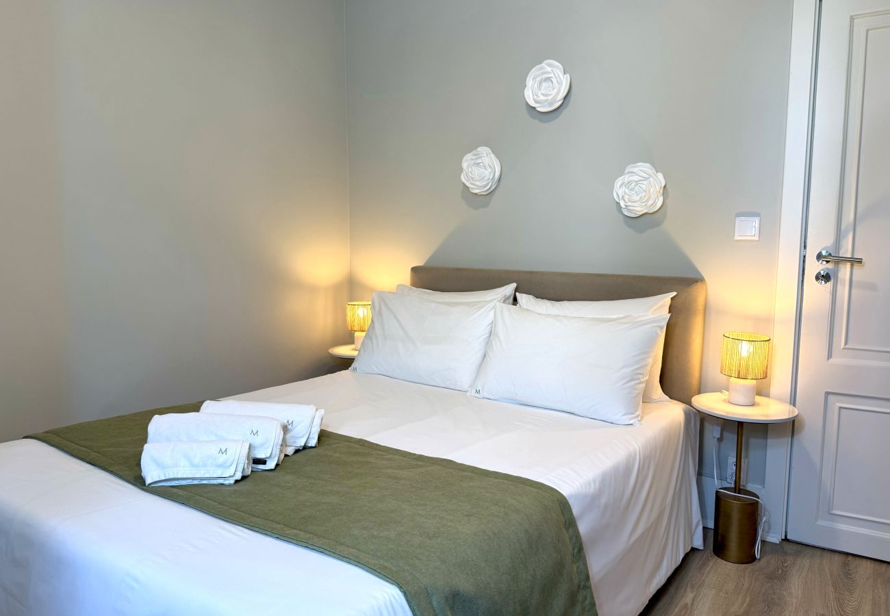 Apartamento em Lisboa - Janelas Verdes - T1 Standard