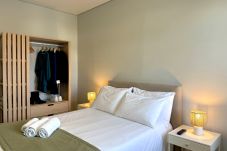 Apartamento em Lisboa - Janelas Verdes - T1 Superior