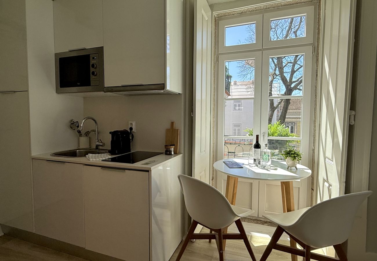 Studio in Lisbon - Janelas Verdes - Superior Studio