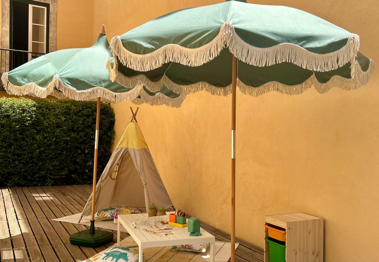 Studio in Lisbon - Laranjeiras - Studio - Ground floor